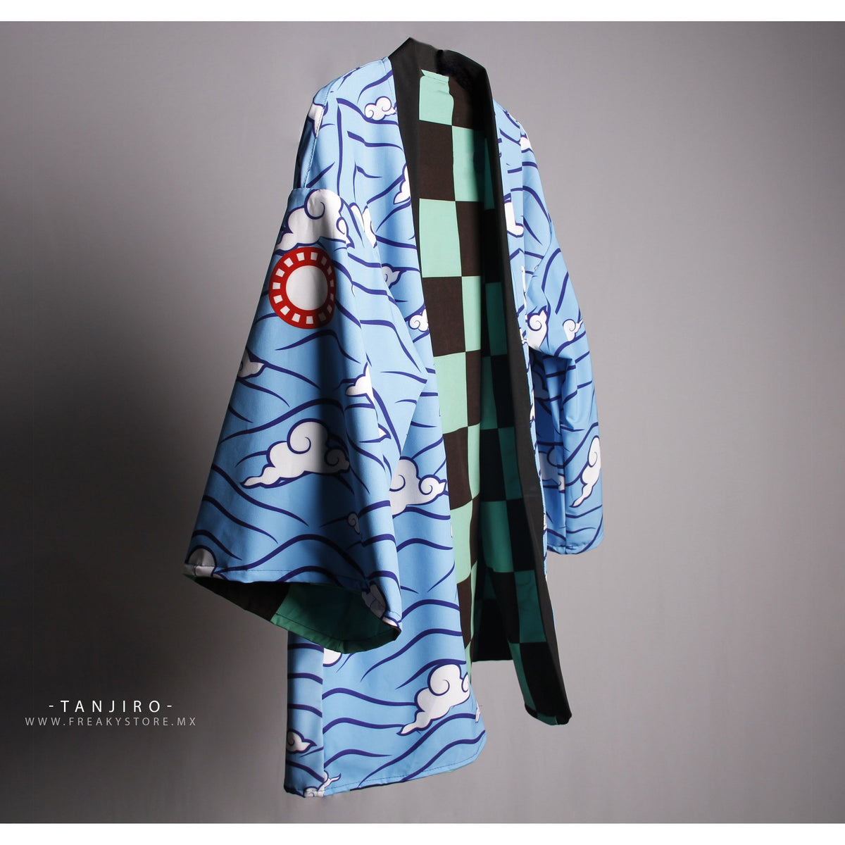 Kimono Tanjiro: perfil de la vista azul
