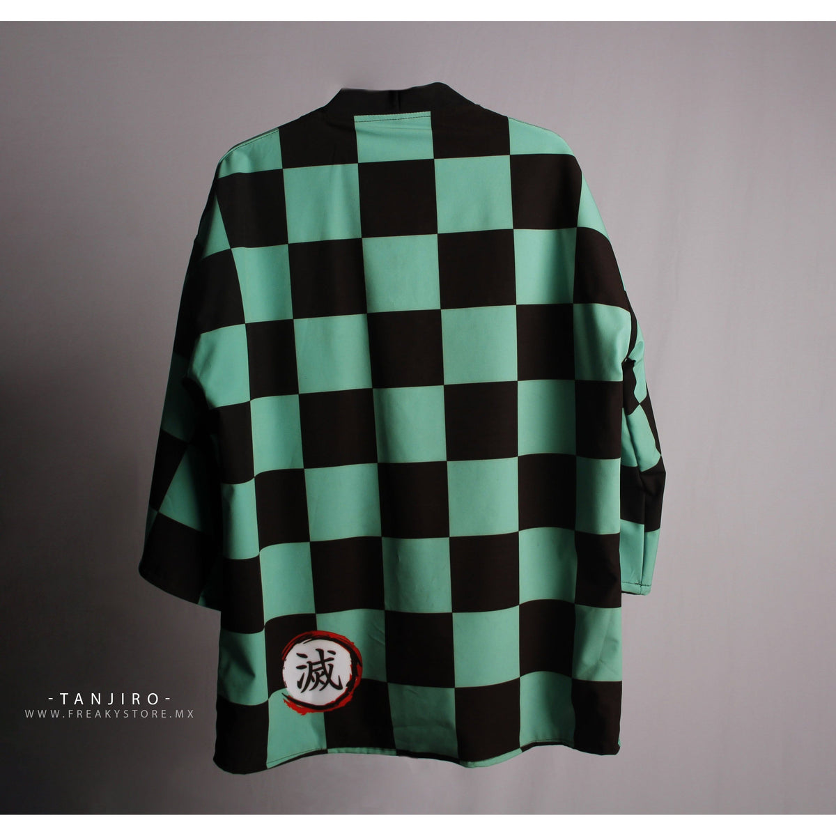 Espalda real del kimono Tanjiro: vista verde